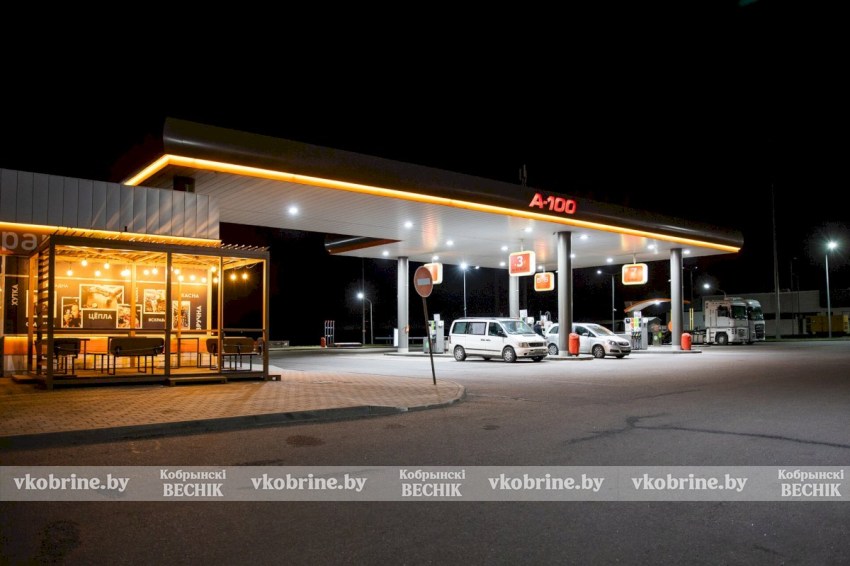 Война подняла цены — соседи выбрали нас: президент о новом тренде на АЗС