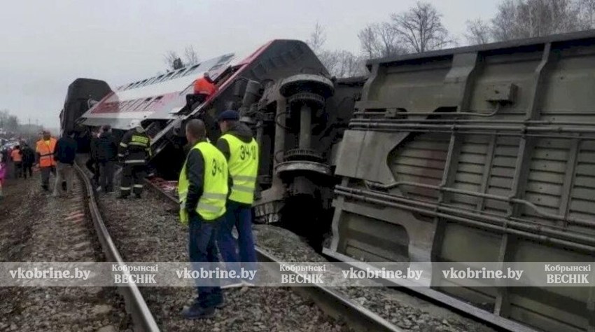 Внезапная авария: под Ульяновском сошёл с рельсов пассажирский поезд
