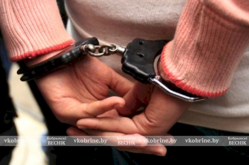 Две работницы хозяйства в Кобринском районе похитили у предприятия более 230 тыс. рублей (ВИДЕО)