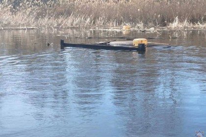 Работники МЧС спасли мужчину на водохранилище в Кобринском районе