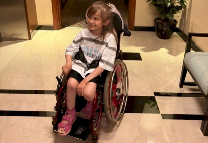 Гонка со временем: девочка с СМА из Кобрина прибыла в Дубай за шансом на жизнь (ЭКСКЛЮЗИВ)