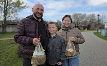 Сладкое настроение Пасхи: витрины заполнены куличами и пасками (ФОТОРЕПОРТАЖ)