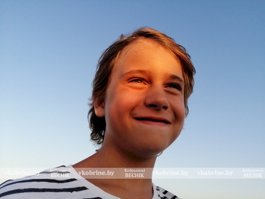 Сила семьи и надежда на помощь. Белорусу Даниилу Белякову постоянно нужно покупать медицинские препараты