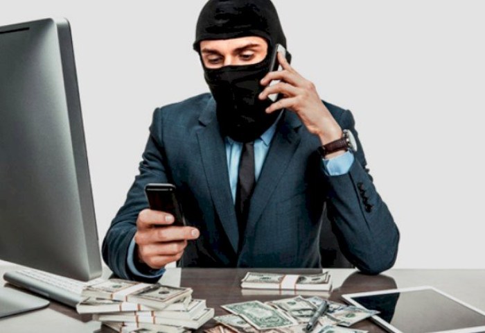 Сценарий для триллера: минчанин выдумал аферистов, чтобы списать долг