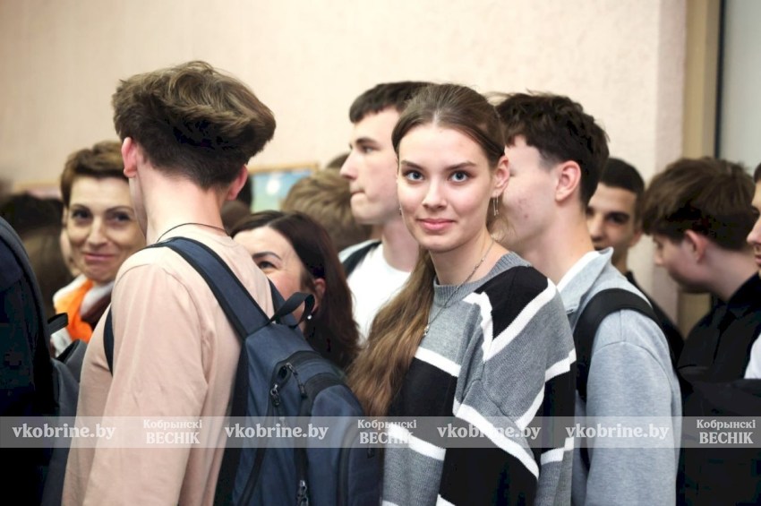 Ярмарка вакансий в Кобринском Дворце культуры: 17 нанимателей и более 140 вакансий