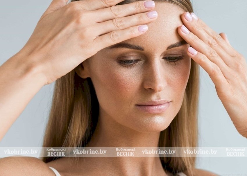 Самомассаж лица: врач-косметолог рассказала о правилах безопасной процедуры дома