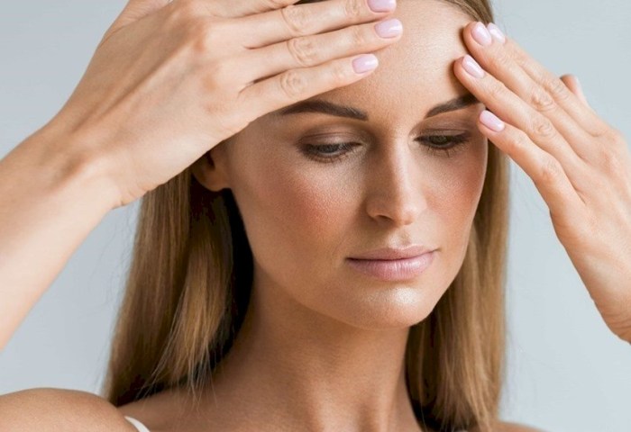 Самомассаж лица: врач-косметолог рассказала о правилах безопасной процедуры дома