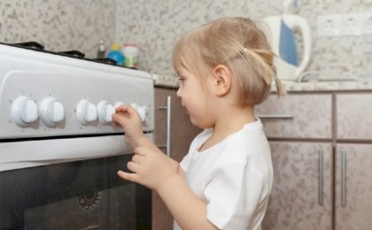 Как защитить детей от травматизма при пользовании газом в быту