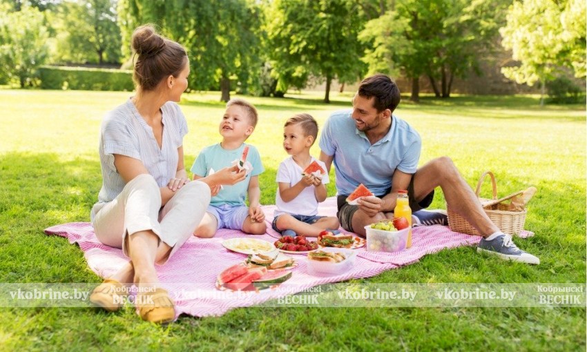Идеальный пикник: 9 лайфхаков, которые спасут ваш отдых 