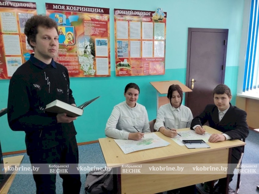 Учитель Лукской средней школы Богдан Кучик: «Главная награда - видеть, что дети живут одной жизнью со своей страной»