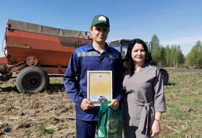 Золотые кадры полей: акция «Лучший механизатор» на Кобринщине набирает обороты