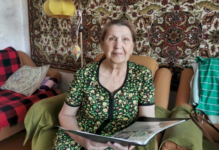 Там, где замолчали колыбельные: пепел родного дома и живая память Марии Хомук, родившейся в деревне Орел