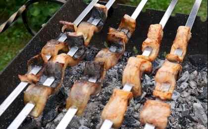 Шашлык на новый лад: 4 рецепта, которые надо попробовать каждому