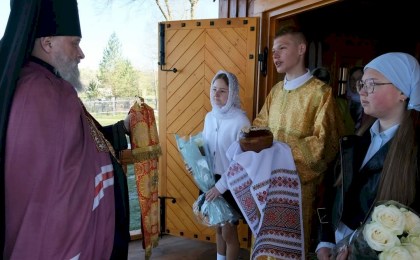 Воскрешение святыни: архиепископ Брестский и Кобринский Иоанн освятил восстановленный храм в Леликово