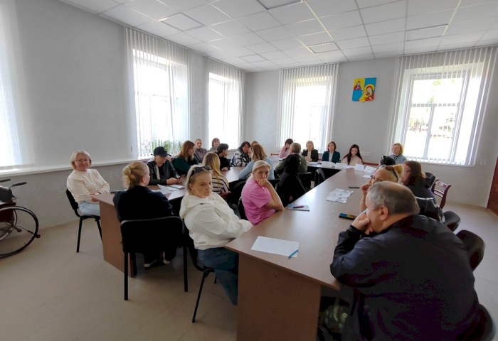 Крепкая семья - сильная страна: важный диалог состоялся в Кобринском ТЦСОН