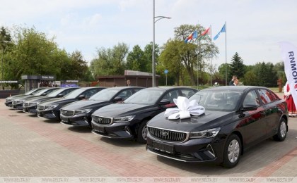 Автопарк Кобринской ЦРБ пополнился новым медицинским транспортом