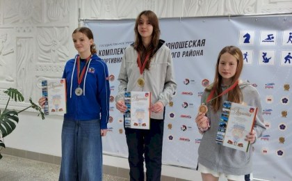 Золото, серебро и бронза: кобринские пловцы покорили областную Спартакиаду!