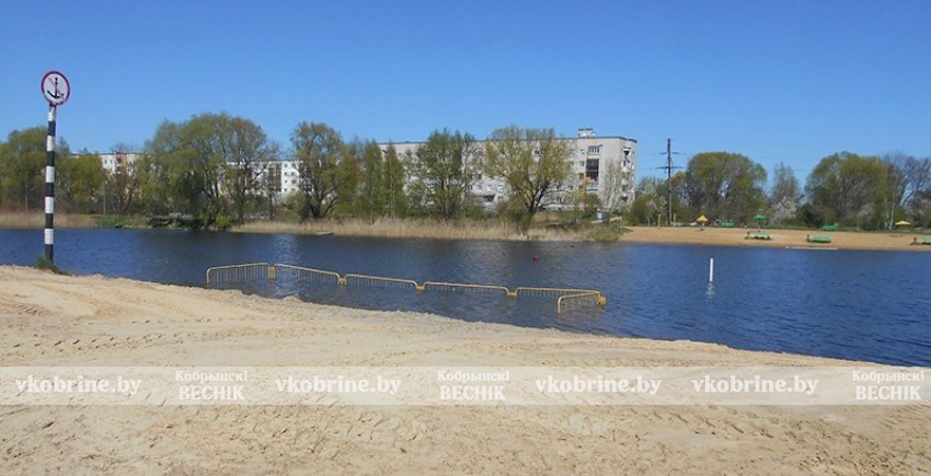 Отдых с умом: что запрещено делать на водоемах и где в Кобрине купаться безопасно, напомнили в РОВД