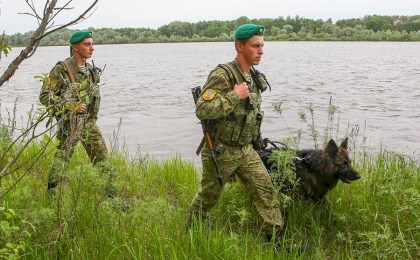 На страже рубежей Отечества: Беларусь празднует День пограничника