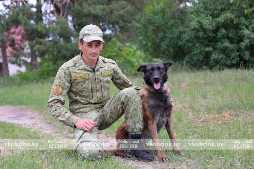 Начальник кинологической службы Александр Тетерук: «За спиной – Родина, впереди – граница, а дома – родные»