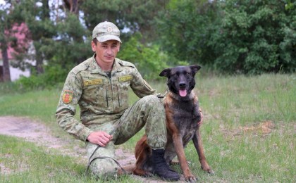 Начальник кинологической службы Александр Тетерук: «За спиной – Родина, впереди – граница, а дома – родные»