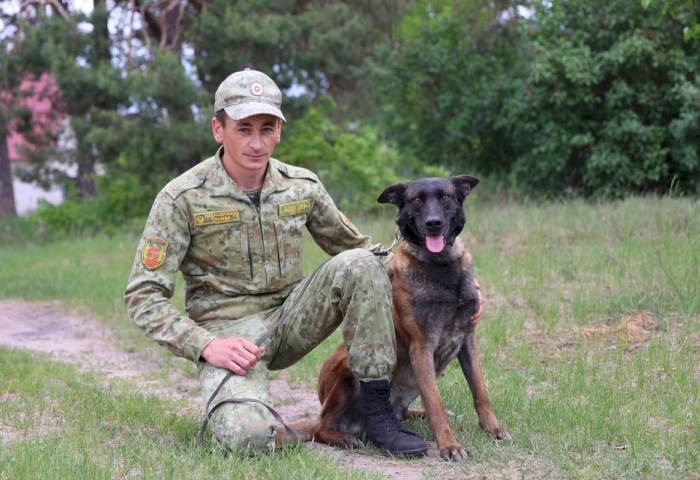 Начальник кинологической службы Александр Тетерук: «За спиной – Родина, впереди – граница, а дома – родные»