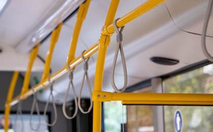 С 1 июля школьники платят за проезд в транспорте: объясняем правила