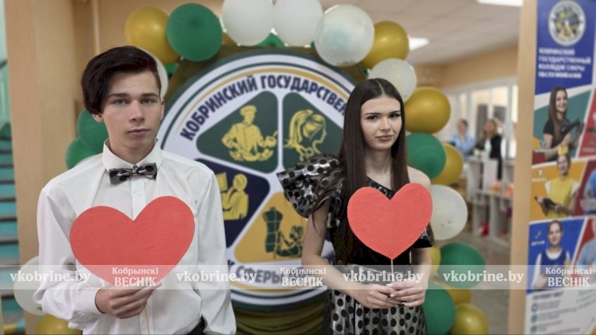 Вкусные блюда и модные показы: как Кобринский колледж презентовал свои профессии абитуриентам