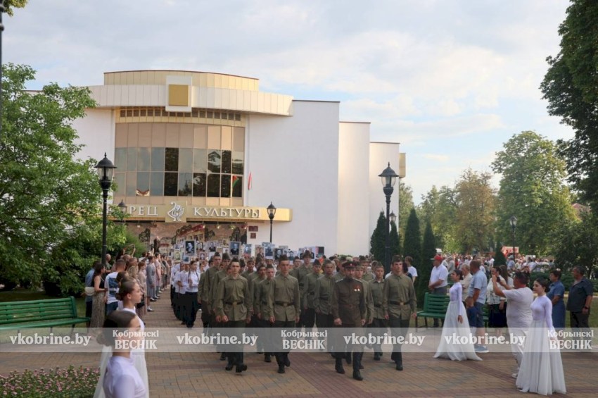 Сквозь сороковые - к вечному миру: Кобринщина вспомнила предвоенные дни и поклонилась Победителям. ФОТОРЕПОРТАЖ