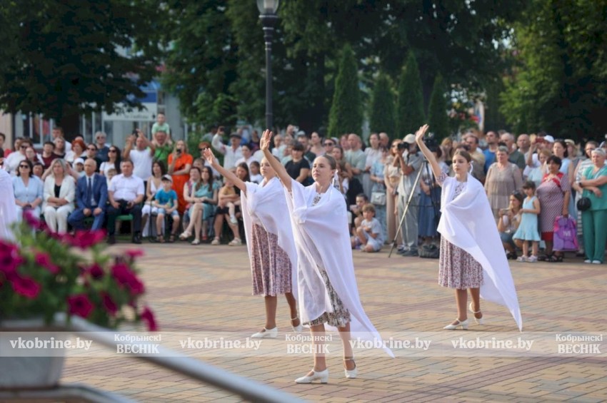 Сквозь сороковые - к вечному миру: Кобринщина вспомнила предвоенные дни и поклонилась Победителям. ФОТОРЕПОРТАЖ