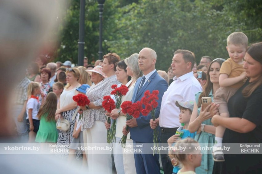 Сквозь сороковые - к вечному миру: Кобринщина вспомнила предвоенные дни и поклонилась Победителям. ФОТОРЕПОРТАЖ