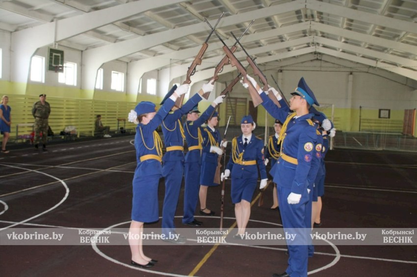 Дружба без границ: кадеты Кобрина встретились с представителями клуба „Витязь“ из Нижнего Тагила