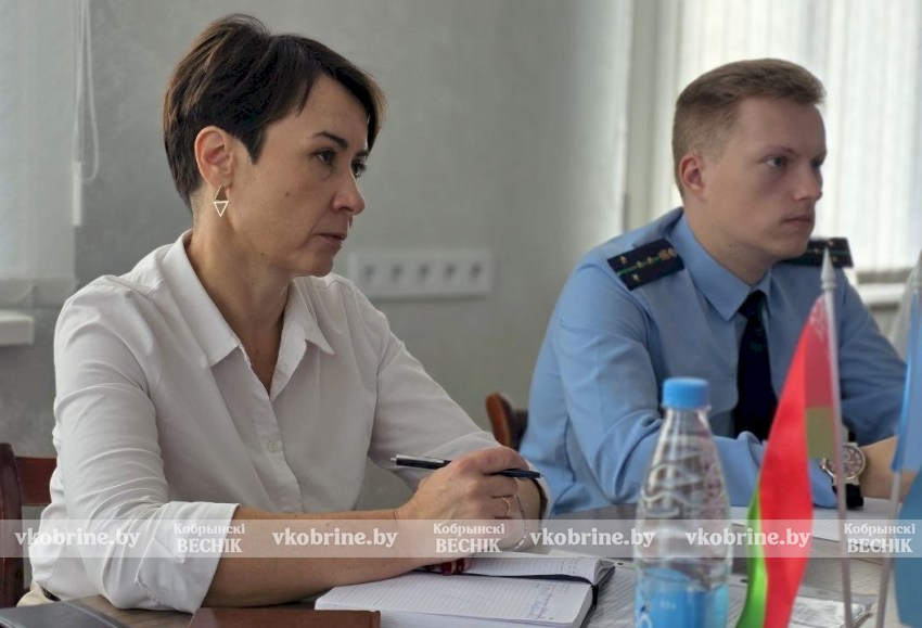 Защита прав: профсоюзный правовой прием проходит в Кобрине