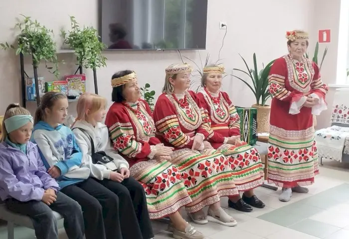 Песни, беседы и память сердца: в Тевлях возрождают вечорки и фольклорные посиделки