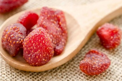 Как приготовить цукаты из клубники в домашних условиях: пошаговый рецепт
