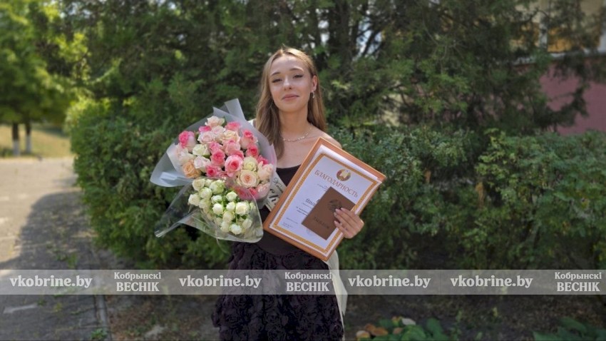 Ловим лучшие моменты с выпускного в колледже сферы услуг (ФОТОРЕПОРТАЖ)