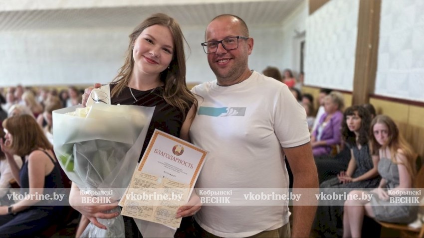 Ловим лучшие моменты с выпускного в колледже сферы услуг (ФОТОРЕПОРТАЖ)