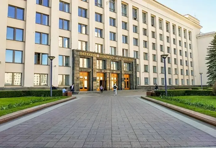 Сколько стоит первый курс? Вузы Беларуси обновили прайс