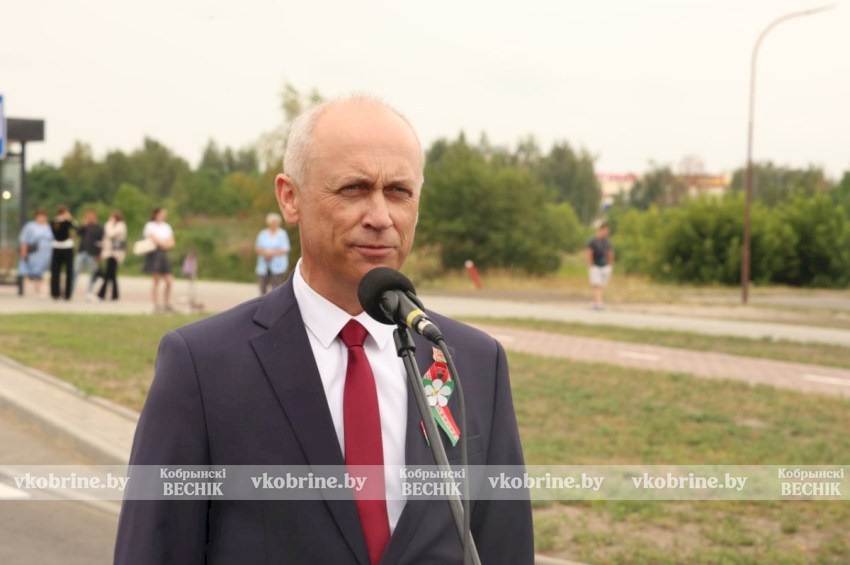 Республиканская – для удобства кобринчан: в День Независимости в городе торжественно открыли новую улицу