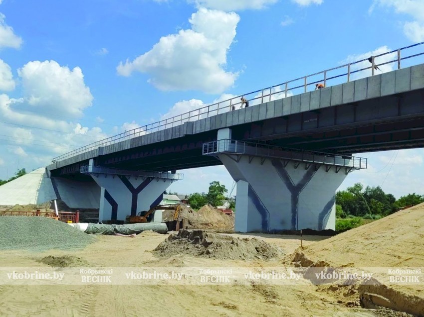 «Старый» мост на новый лад: процесс близится к завершению