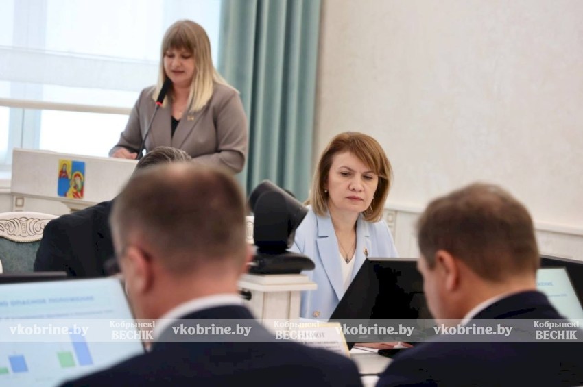 В Кобрине обсудили демографию и защиту детей с участием замминистра Юлии Бердниковой