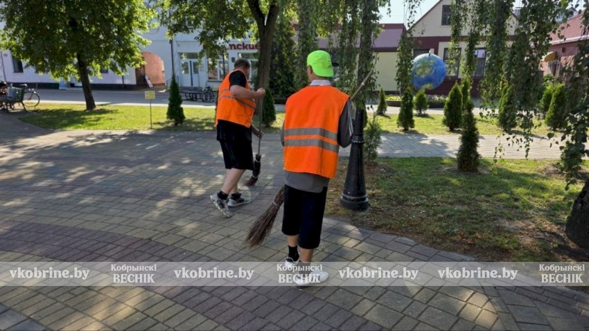Краски, уют и чистота: Кобрин вовсю преображается к празднику! ФОТОФАКТ