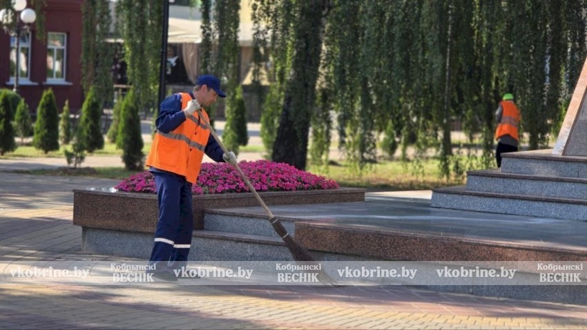 Краски, уют и чистота: Кобрин вовсю преображается к празднику! ФОТОФАКТ