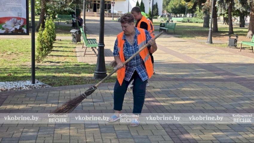 Краски, уют и чистота: Кобрин вовсю преображается к празднику! ФОТОФАКТ