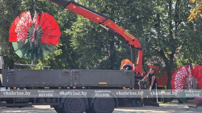 Краски, уют и чистота: Кобрин вовсю преображается к празднику! ФОТОФАКТ