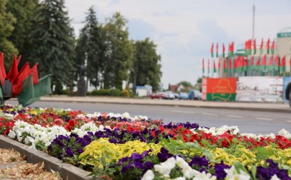 Поздравление руководства Кобринского района с 82-й годовщиной освобождения Кобринщины от немецко-фашистских захватчиков и Днем города!
