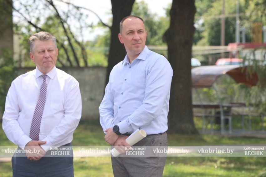 Визит высокого уровня на Кобринщине: Министр труда и соцзащиты Андрей Лобович дал высокую оценку пансионату «Никольский»
