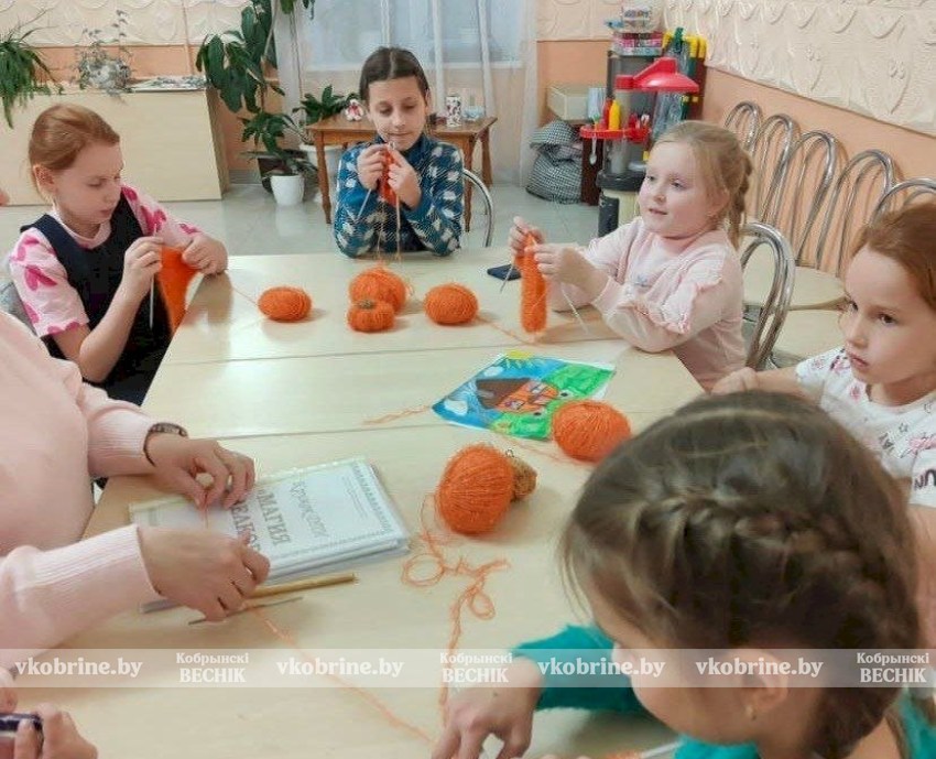 «Магия узелков» в Залесье: территория детского творчества с Мариной Салаш-Гордиевич