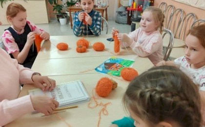 «Магия узелков» в Залесье: территория детского творчества с Мариной Салаш-Гордиевич