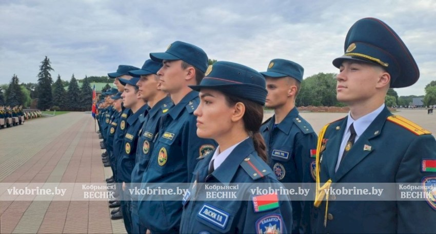 Присягу в Брестской крепости приняли 49 новобранцев МЧС: двое из них будут служить в Кобринском районе